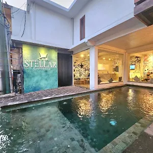 Hostal Stellar Capsules