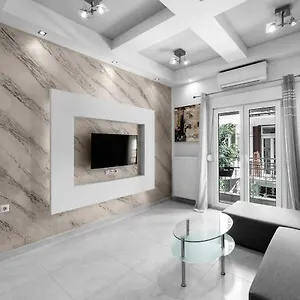 Cosmopolitan, Nilie Hospitality Mgmt Διαμέρισμα